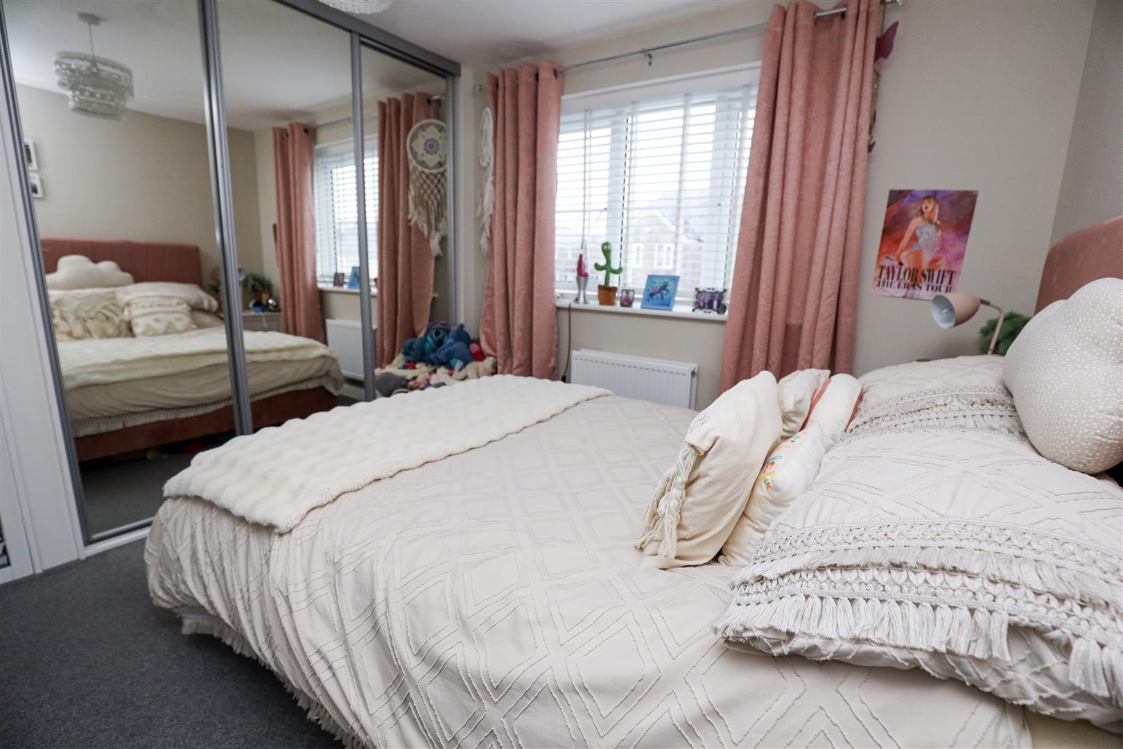 6 Plasnewydd Walk, Llantwit Major, Vale of Glamorgan, CF61 2YW